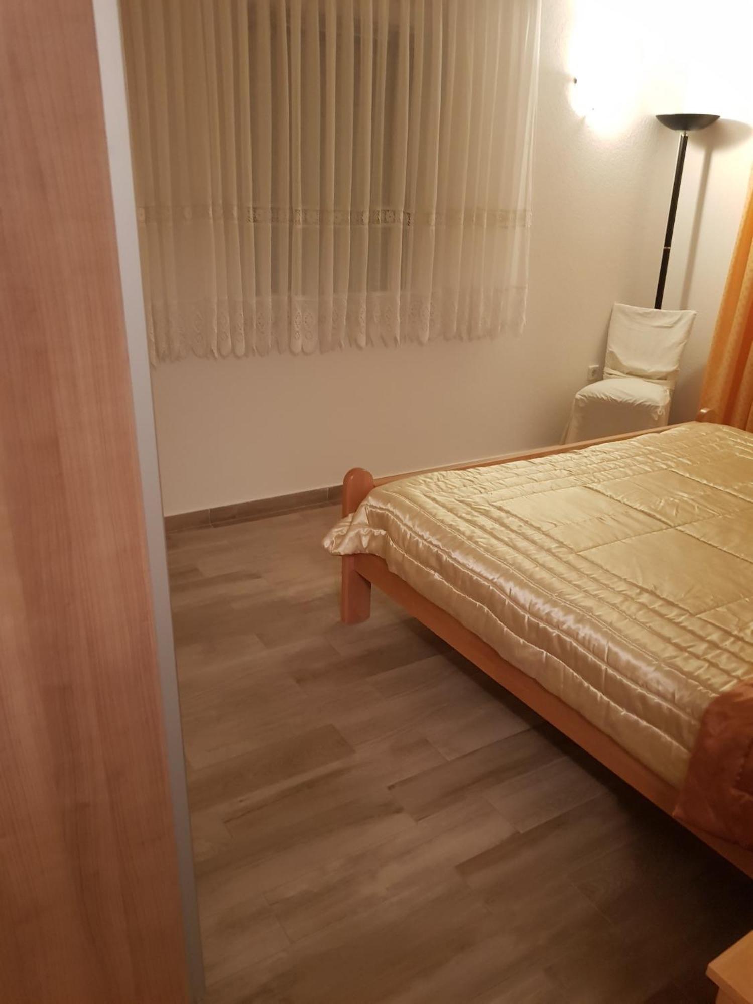 Apartments Mila Marina Zewnętrze zdjęcie
