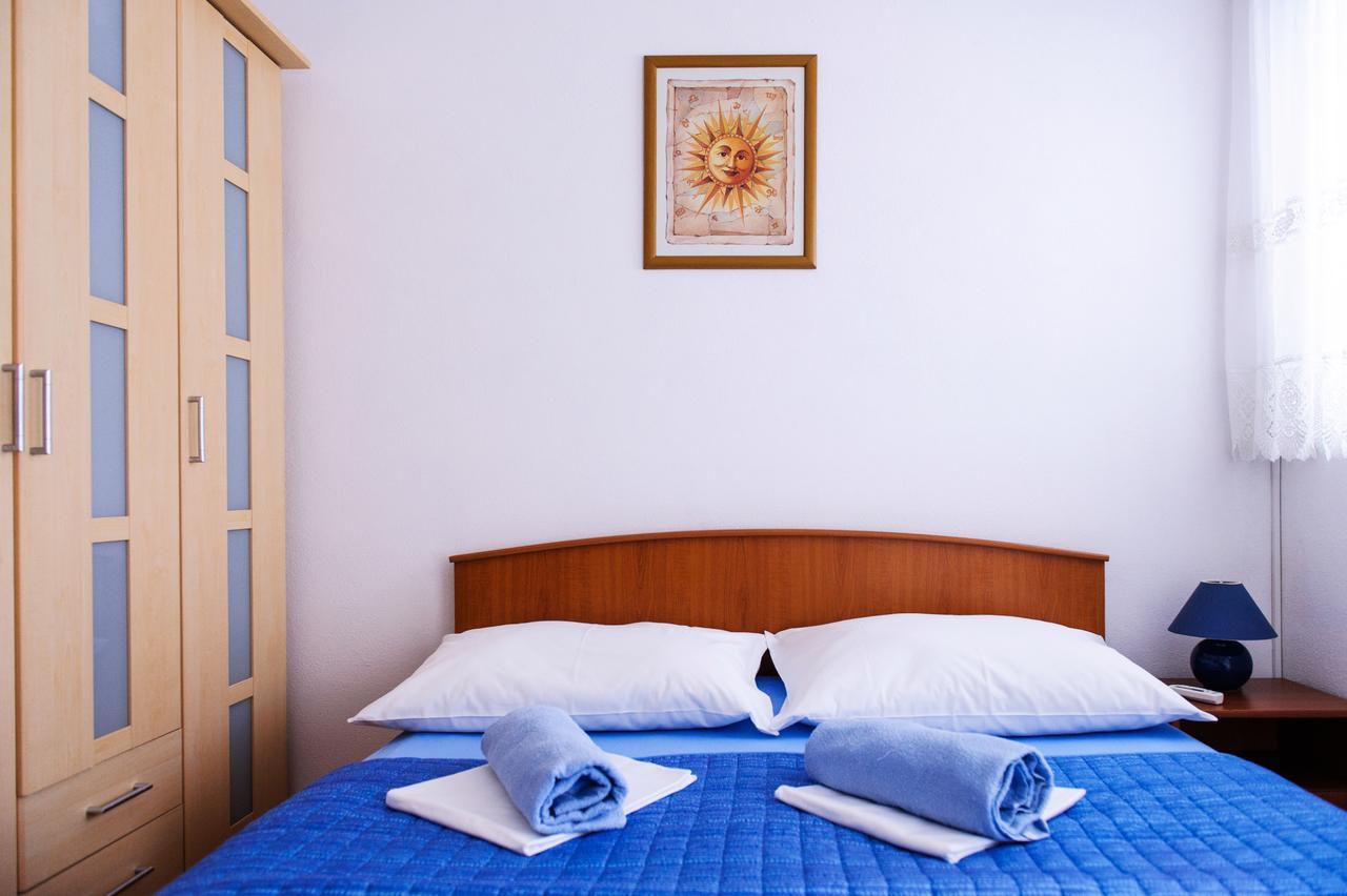 Apartments Mila Marina Zewnętrze zdjęcie