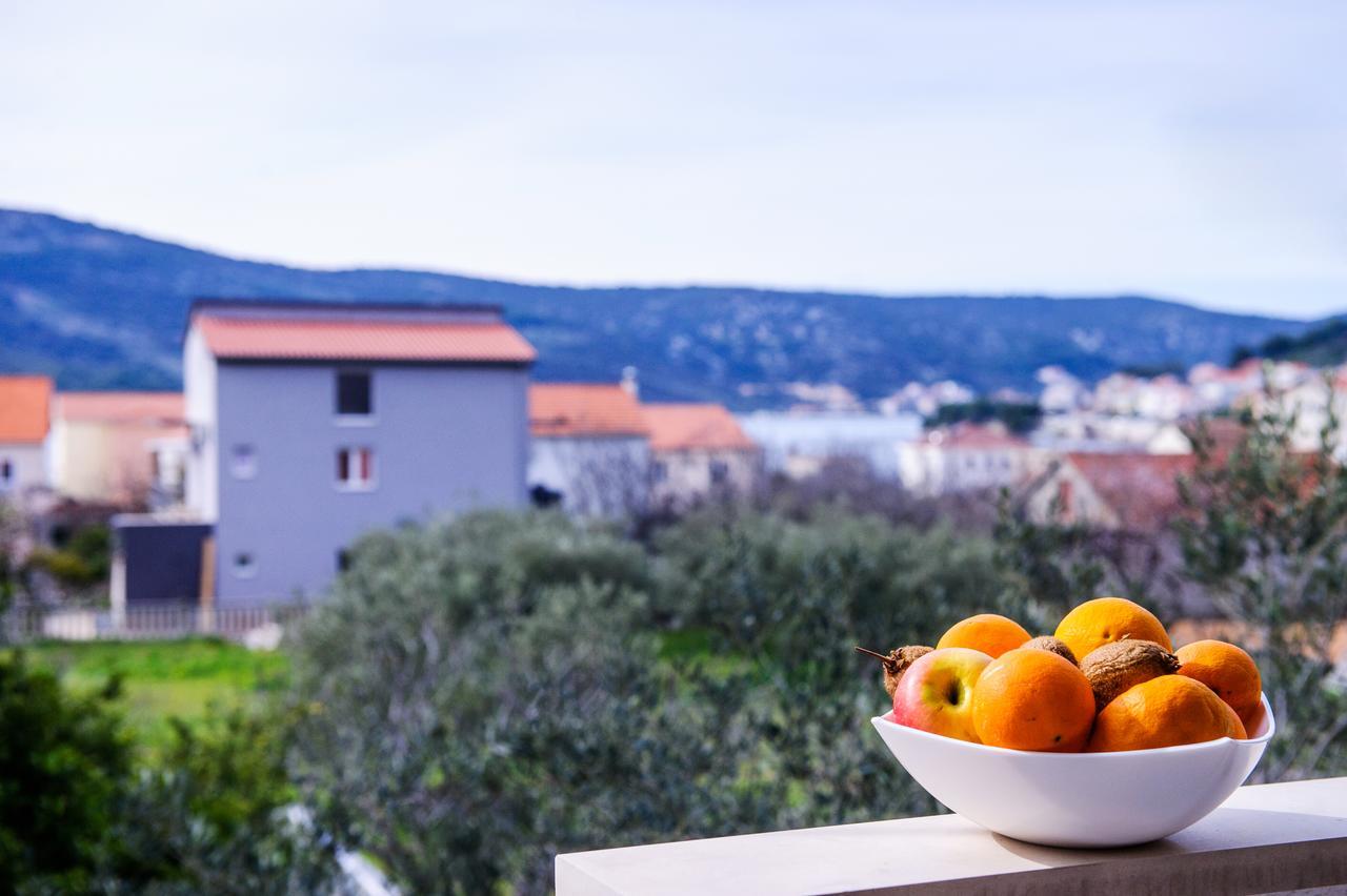 Apartments Mila Marina Zewnętrze zdjęcie