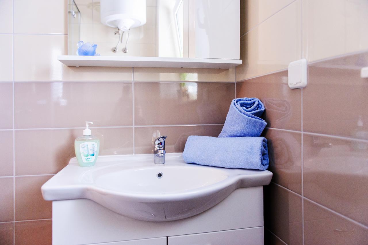 Apartments Mila Marina Zewnętrze zdjęcie
