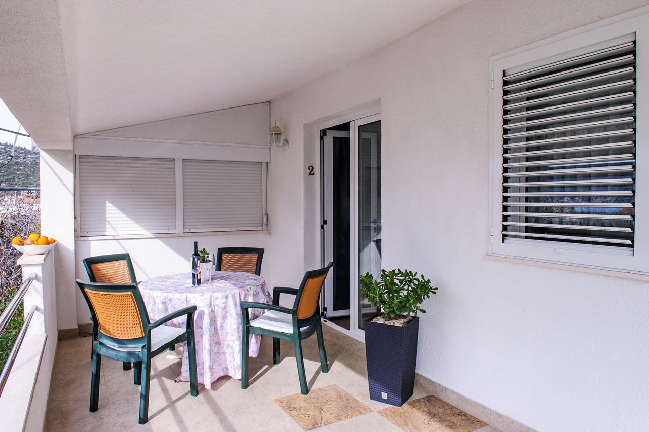 Apartments Mila Marina Zewnętrze zdjęcie