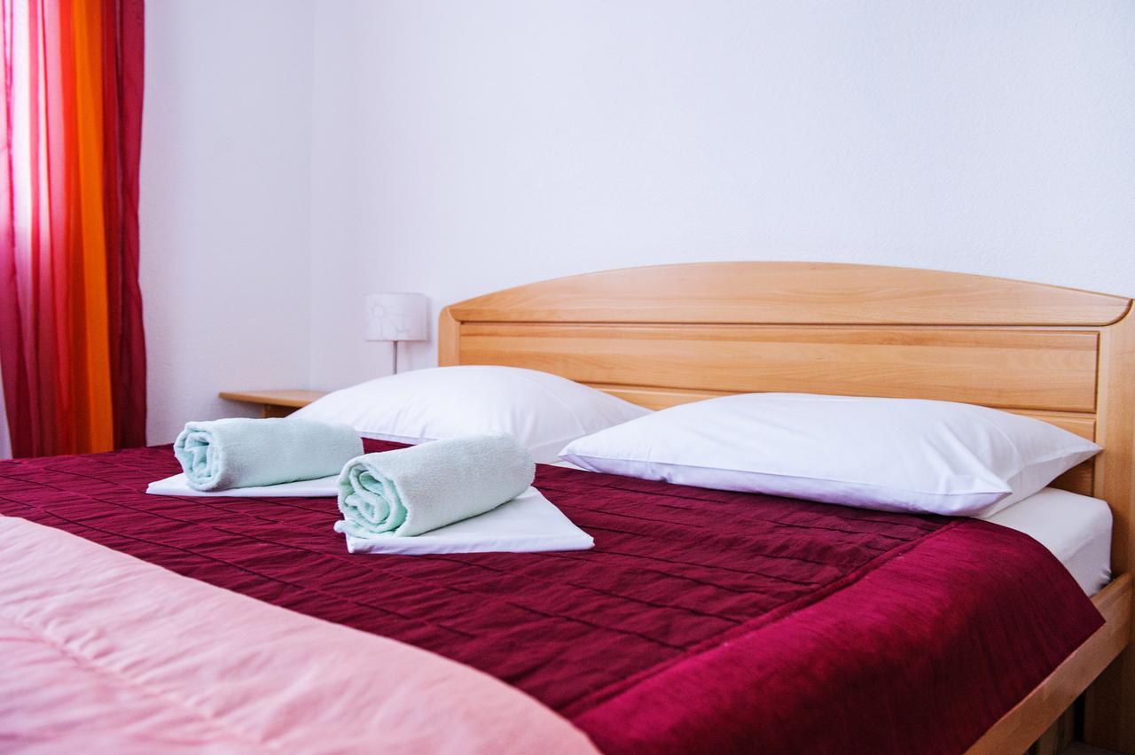 Apartments Mila Marina Zewnętrze zdjęcie