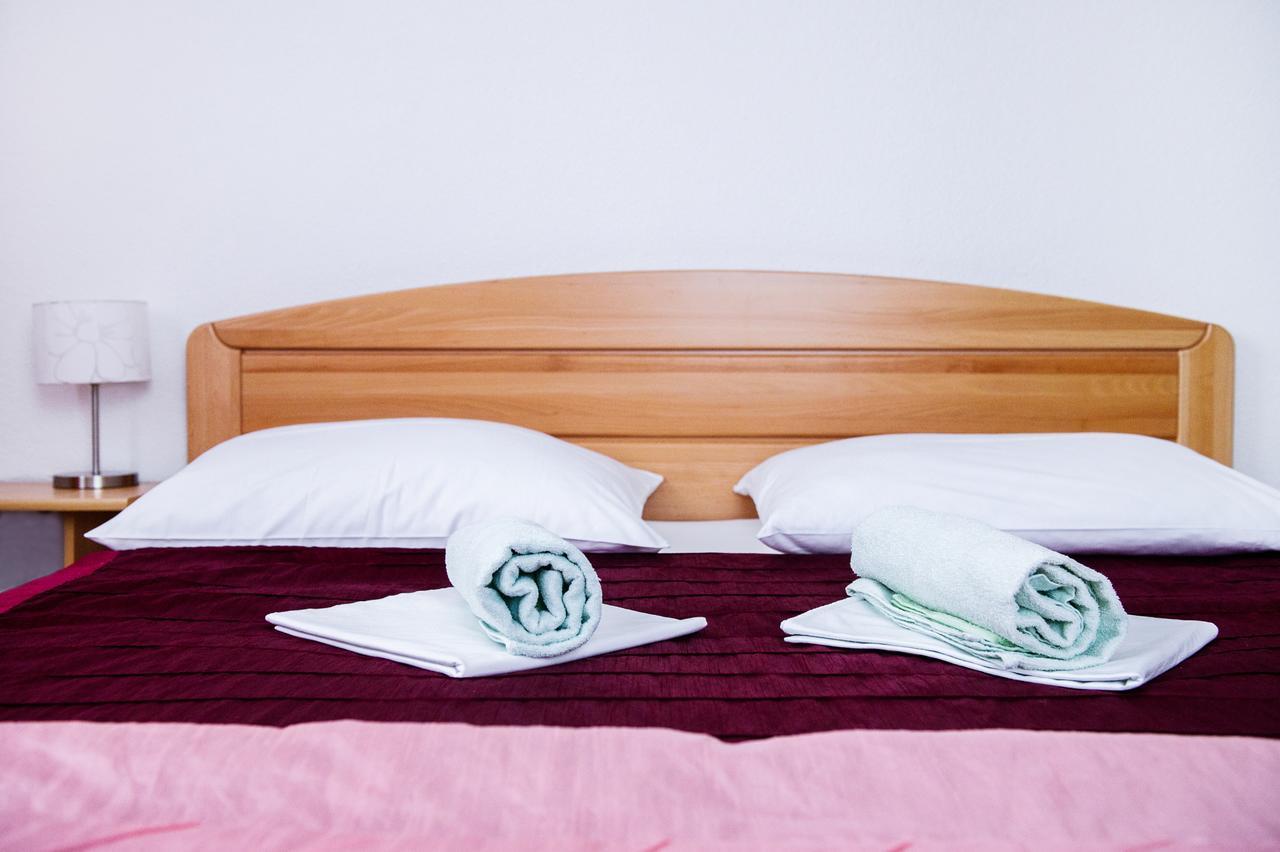 Apartments Mila Marina Zewnętrze zdjęcie